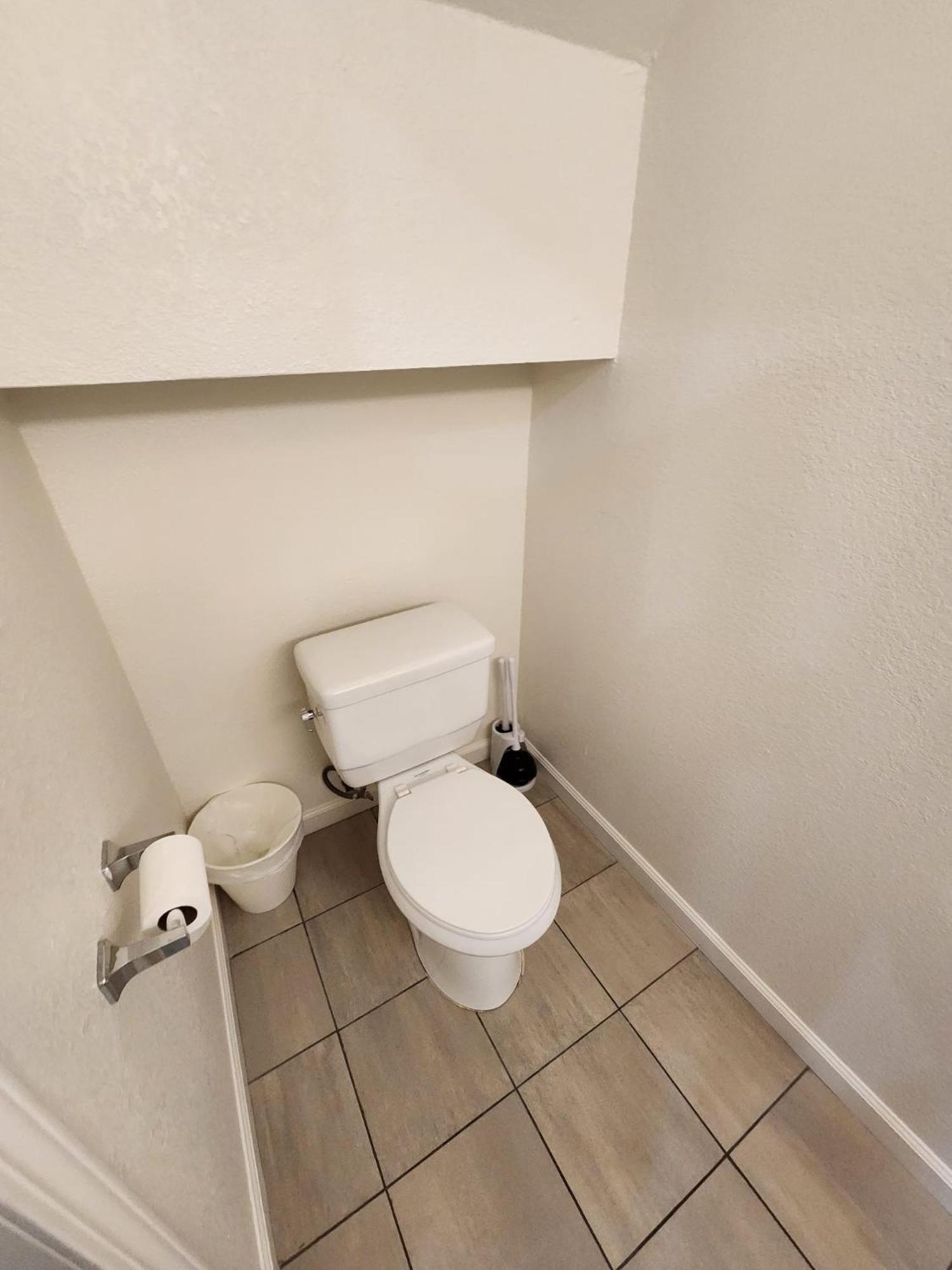 4 Bedrooms & 2.5 Bathrooms In La Los Angeles Eksteriør bilde